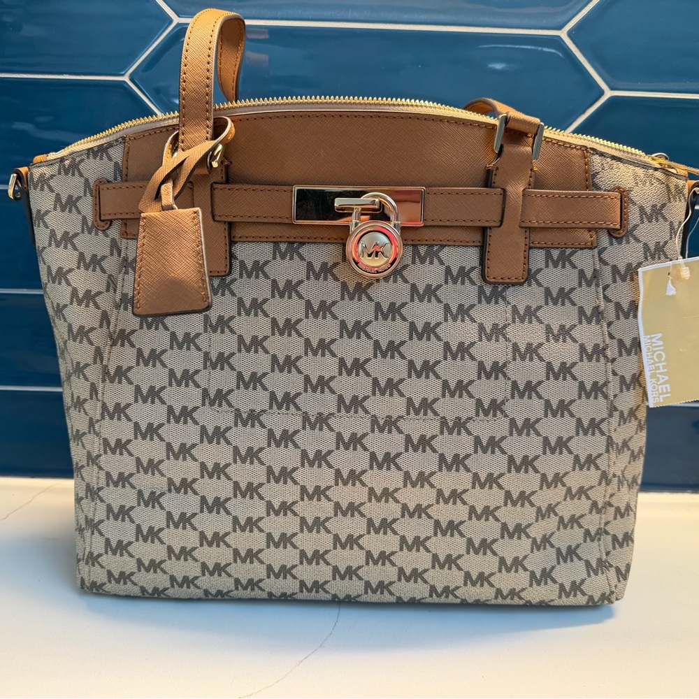 Michael Kors Hamilton Traveler Tote Bag NWT